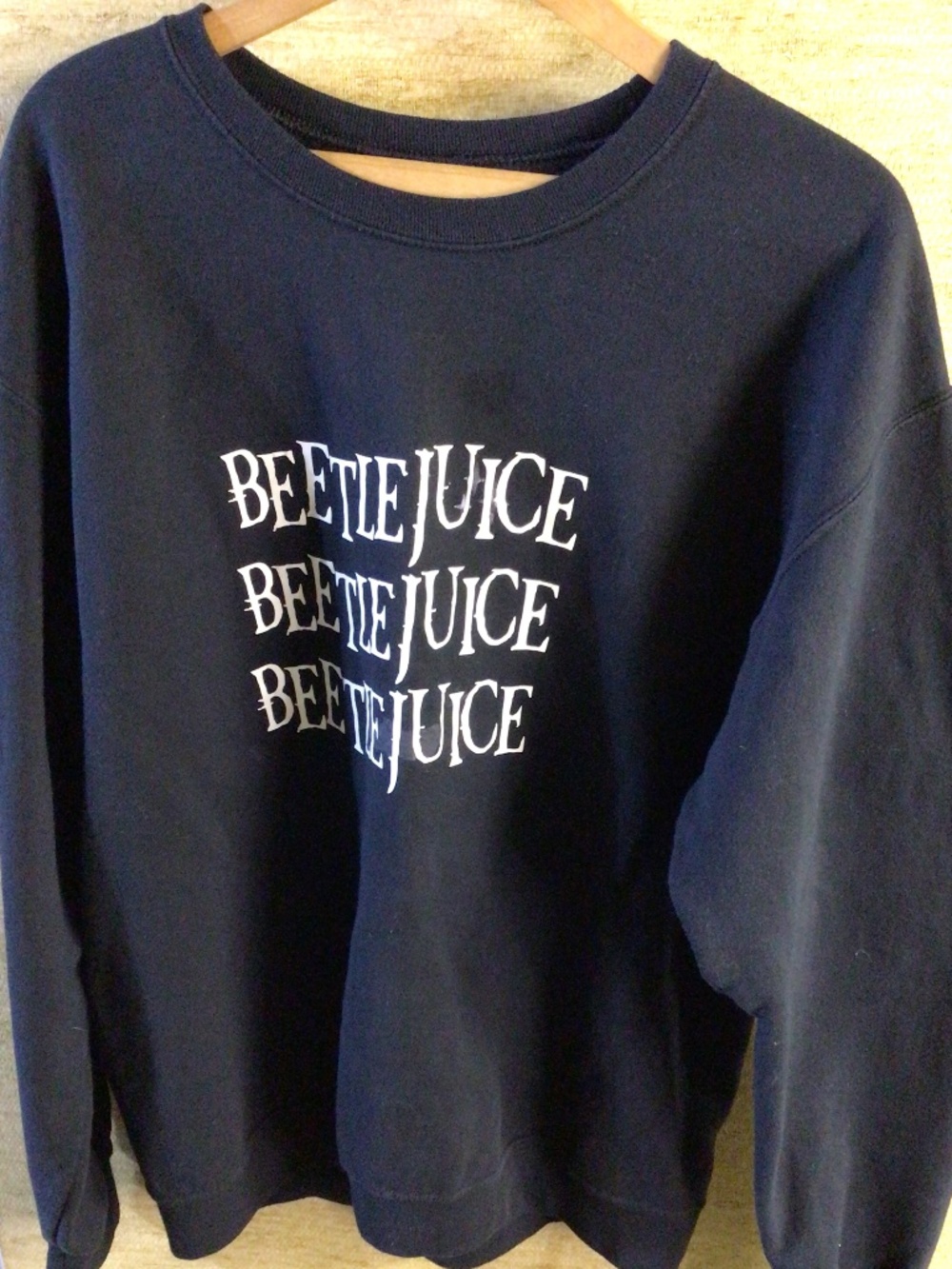 5/$25.00 “FLAWED” Women’s Halloween sweatshirt size large beetle juice